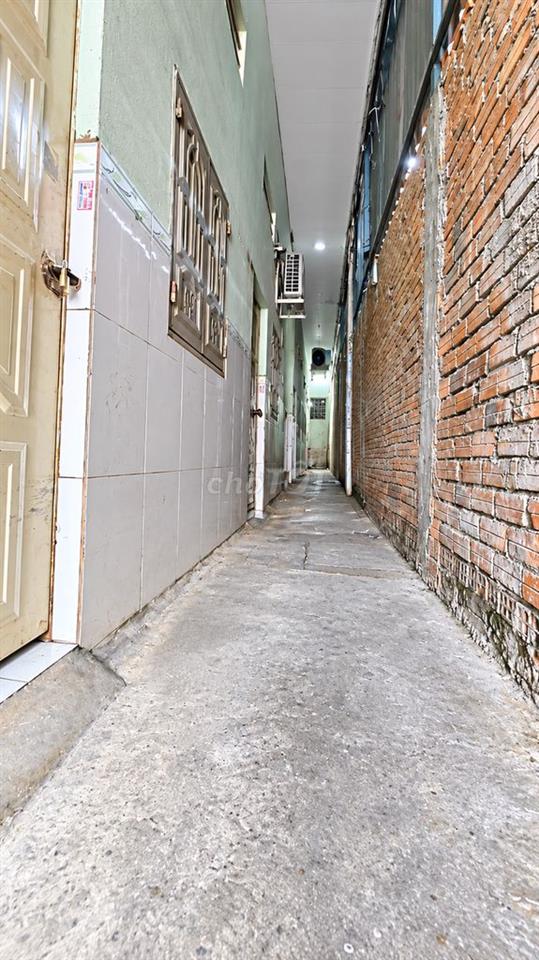 Dãy 16 Phòng Trọ Hẻm Nguyễn Du, Bình Hòa, 151m², 5,2 Tỷ