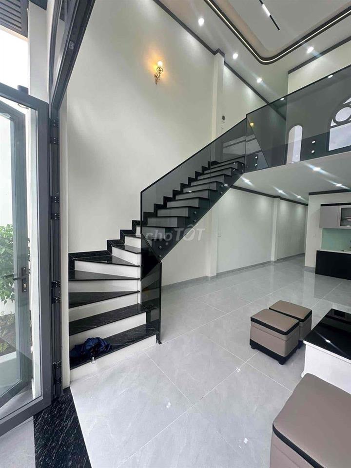 Bán nhà  phường Trung Dũng giá 3 tỷ 7