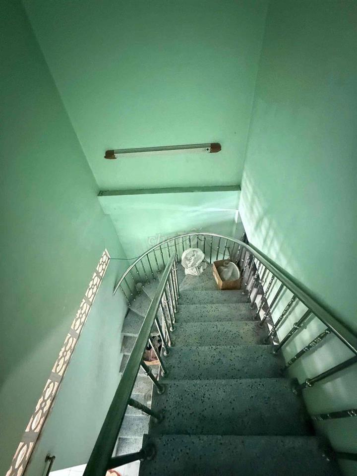 Cho thuê nhà phường bửu long giá 5tr5