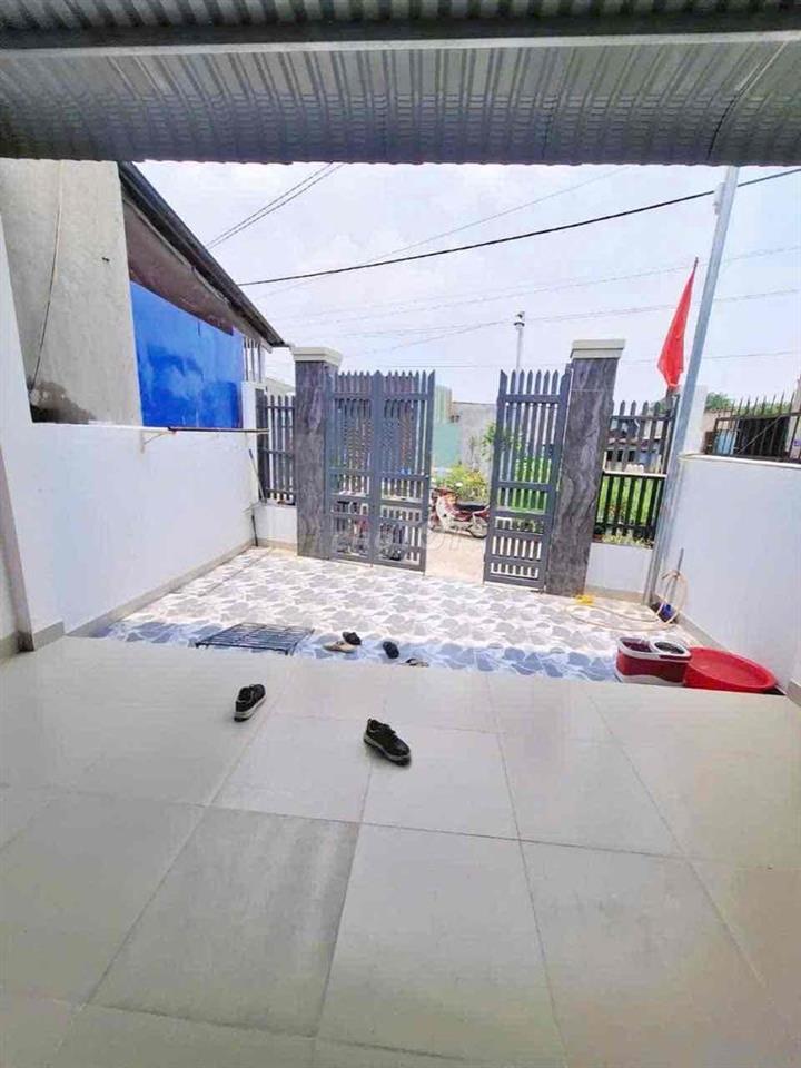 Cho thuê nhà phường Hòa an giá 5tr5