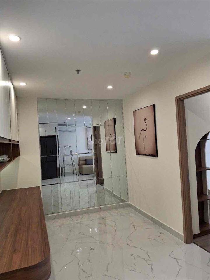 Chính chủ bán căn 22-16 view đối diện vincom