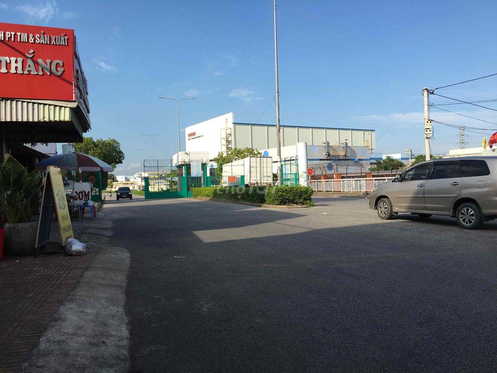 Cho thuê văn phòng hoặc kho hàng.
