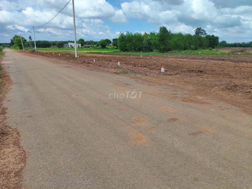 Ông Anh chính chủ nhờ bán lô đất THỔ CƯ xây nhà Gần KCN Sonadezi