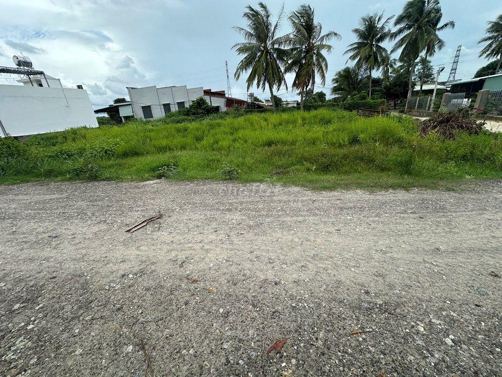 Đất ngộp giá rẻ