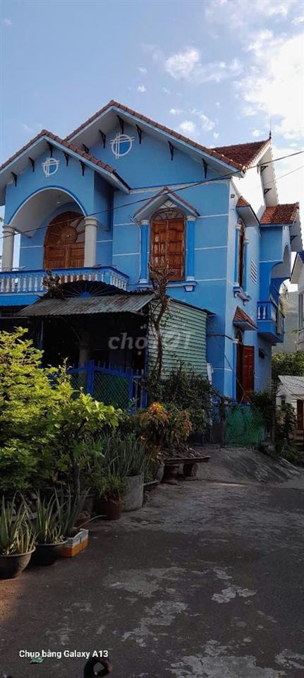 Bán NHÀ NGUYÊN CĂN tại mặt tiền đường Lê Thành Phương