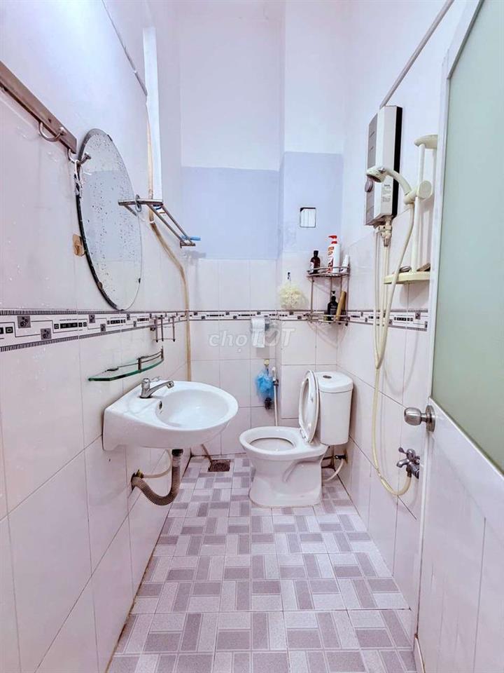 Nhà hẻm 759 Hương Lộ 2, dt rộng, chính chủ