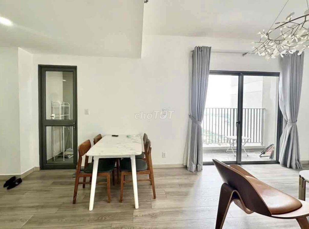 Khu trung tâm TPHCM,Căn 58m2 sổ sang tên ,Lầu 5 thang máy ,Vay 20 năm