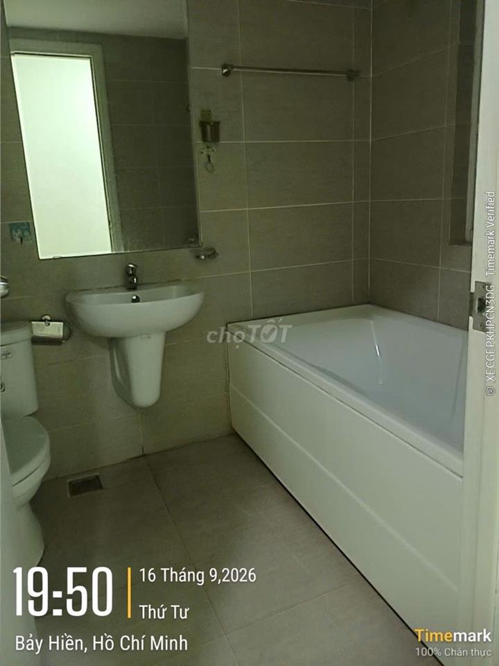 Cộng Hòa Plaza căn hộ rộng 80m2 - 2 phòng ngủ - Nhà trống
