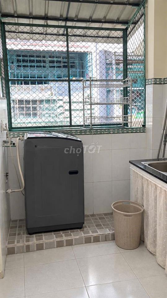 thuê chung cư xóm cải, còn dư 1 phòng