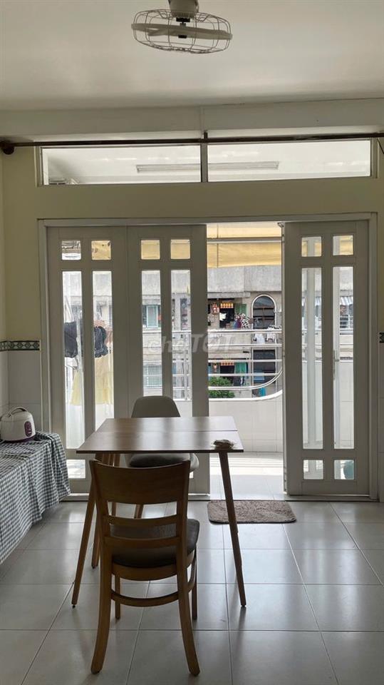 thuê chung cư xóm cải, còn dư 1 phòng