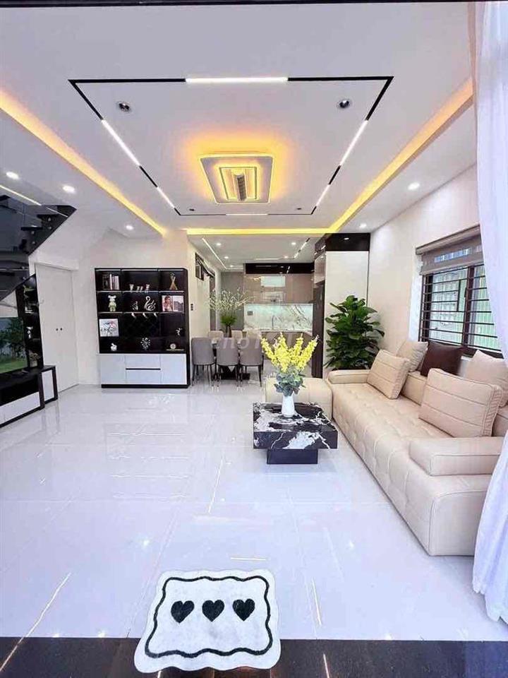 Cho thuê nhà mới 100% . 3PN , 3Wc giá 15 Triệu