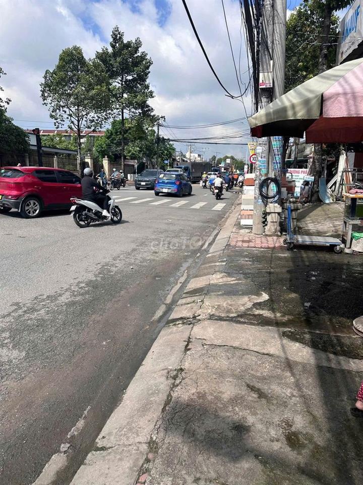 Cho thuê MB nhà Vườn Lê Hồng Phong, 500m2, Giá 10tr/ tháng