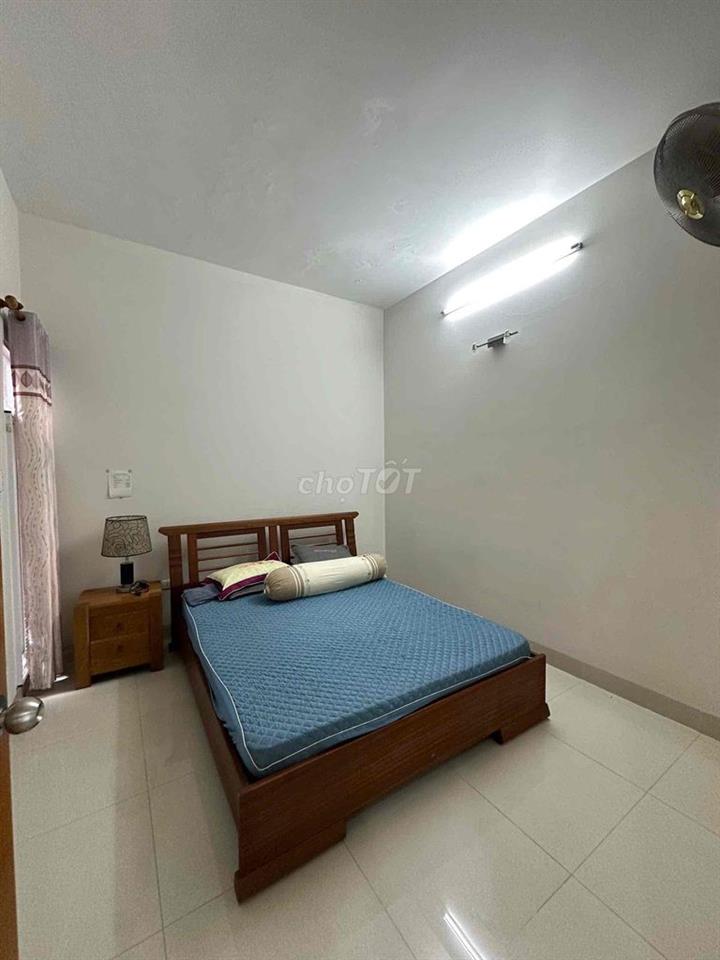 Bán Đất Tặng Nhà C4 Góc 2MT hẻm Oto Gần Biển