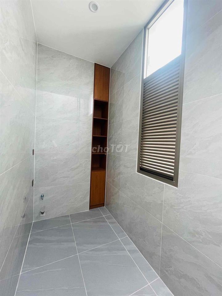 Căn Góc 2MT Hẻm VIP Trung Tâm