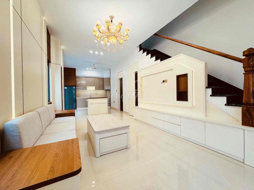 Căn Góc 2MT Hẻm VIP Trung Tâm