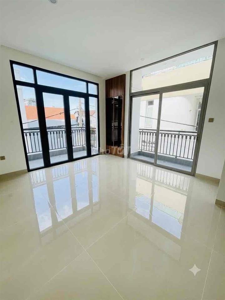 Căn Góc 2MT Hẻm VIP Trung Tâm