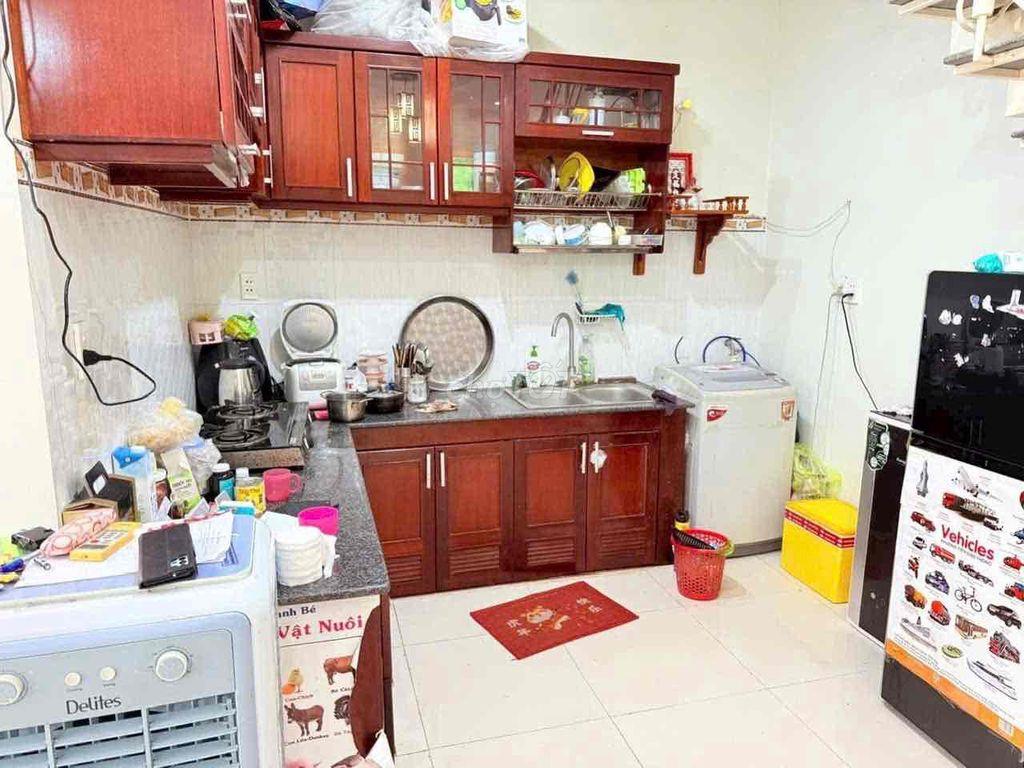 nhà 2tầng Hẻm VF3 Trung Tâm