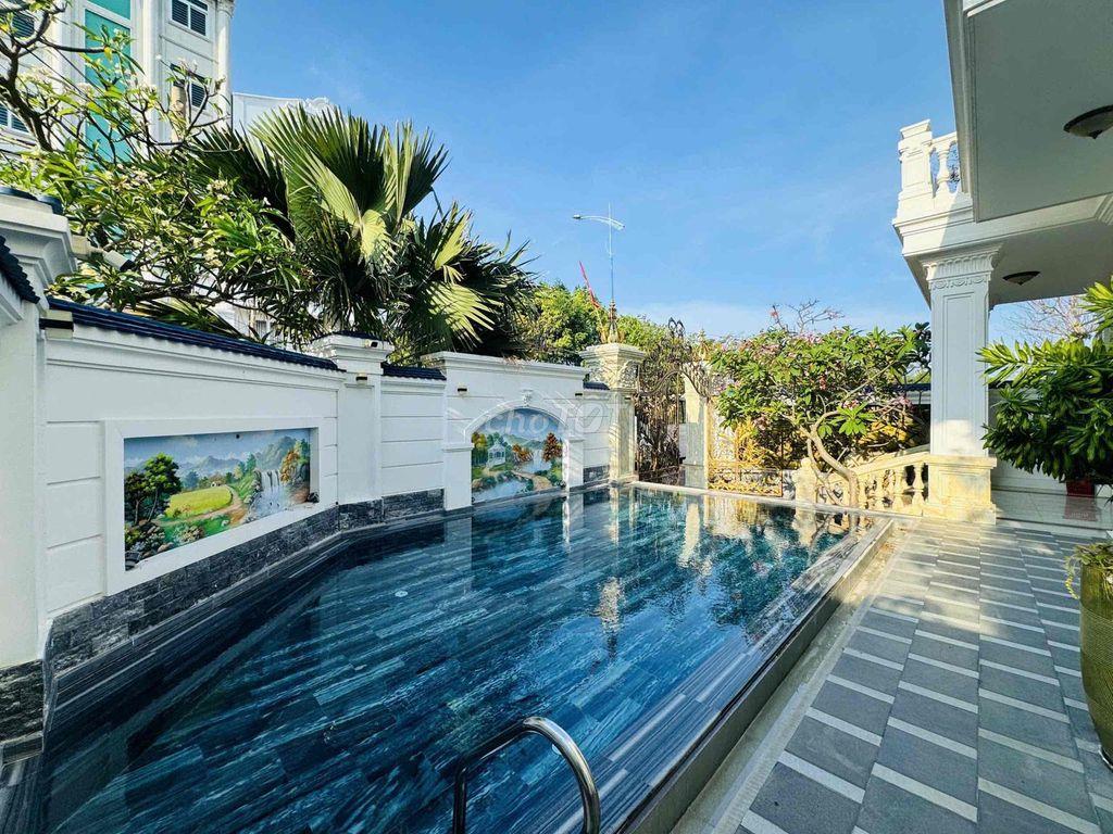 Biệt Thự Cách Biển 500m giá Ngộp