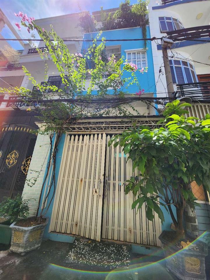 Bán nhà 2 mặt hẻm. Khu an ninh yên tĩnh