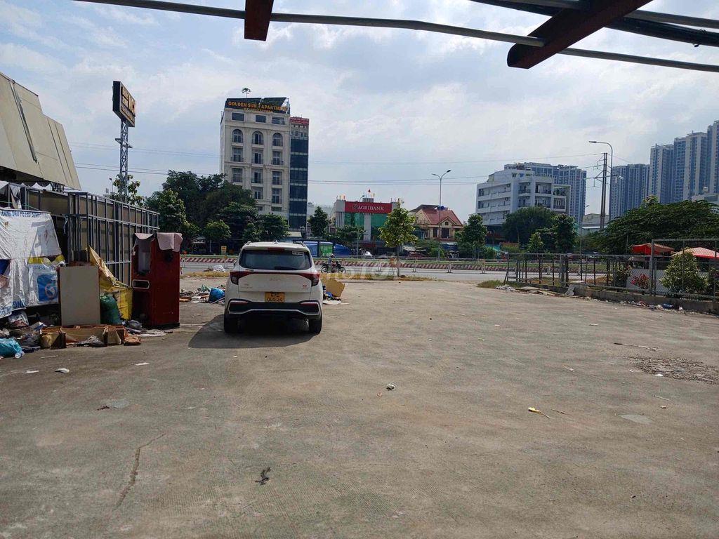MB Cthuê 1300mv 40 NVL Q7 (chính chủ)