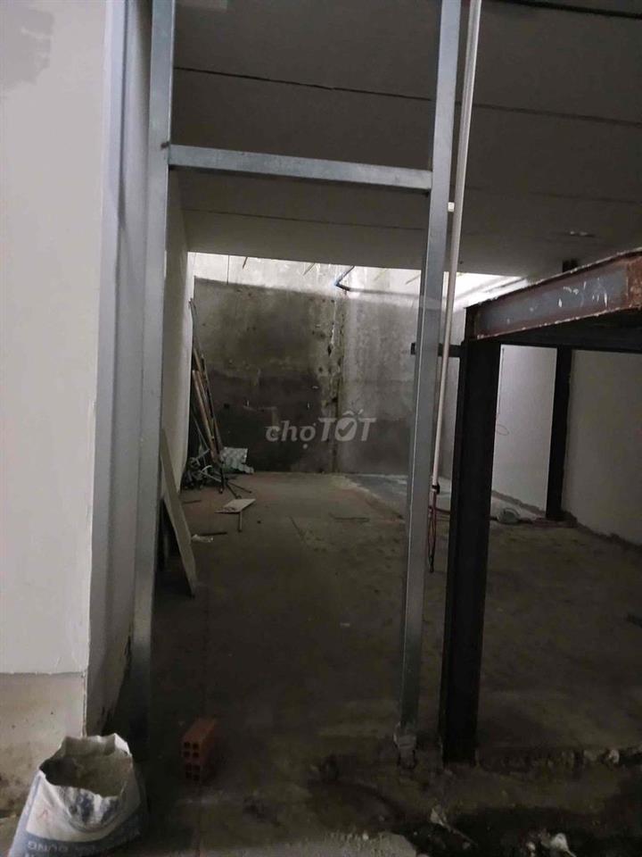 MB Cthuê 1300mv 40 NVL Q7 (chính chủ)