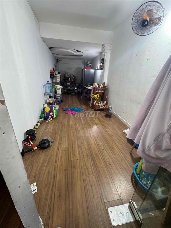 sang nhượng mặt bằng Kd kèm phòng ngủ riêng
