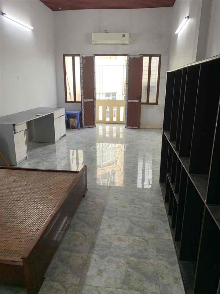 Nhà trọ sinh viên , gia đình giá rẻ