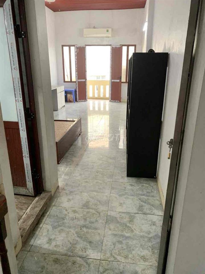 Nhà trọ sinh viên , gia đình giá rẻ