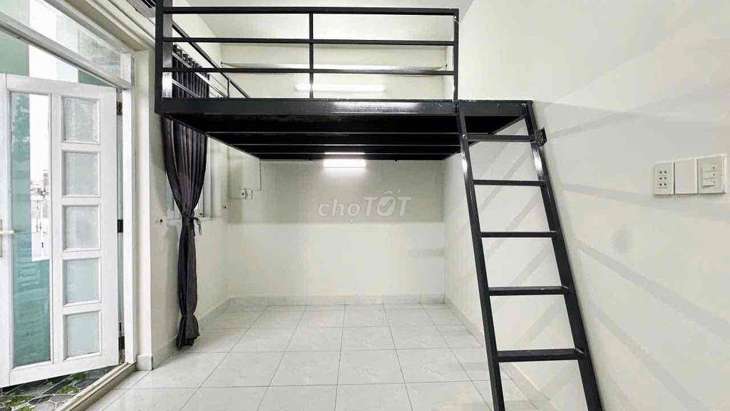 NHÀ MỚI Q1 BAN CÔNG GIÁ RẺ ở đc 3-4ng FULL NỘI THẤT TẠI TRƯƠNG HÁN SIU