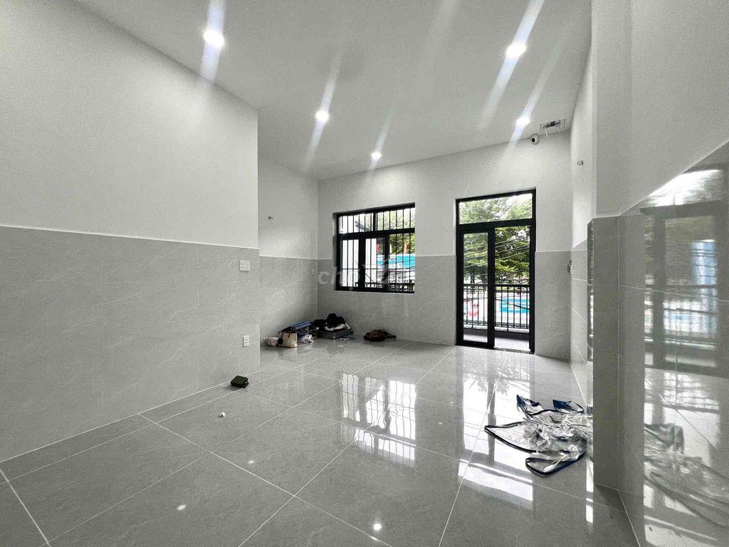 2pn 1pk ban công, tách bếp, tại TTN Q12 giá rẻ ở đc 4ng