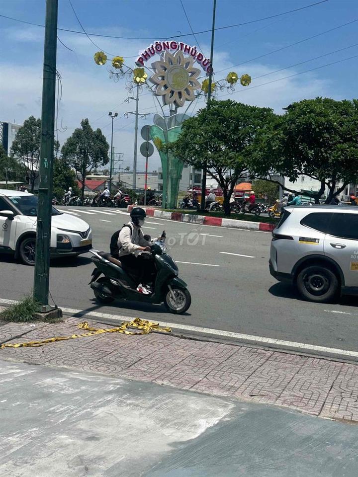 mbkd 200m2 ngang 10 dài 20 ngay Đường KVC nối PVĐ