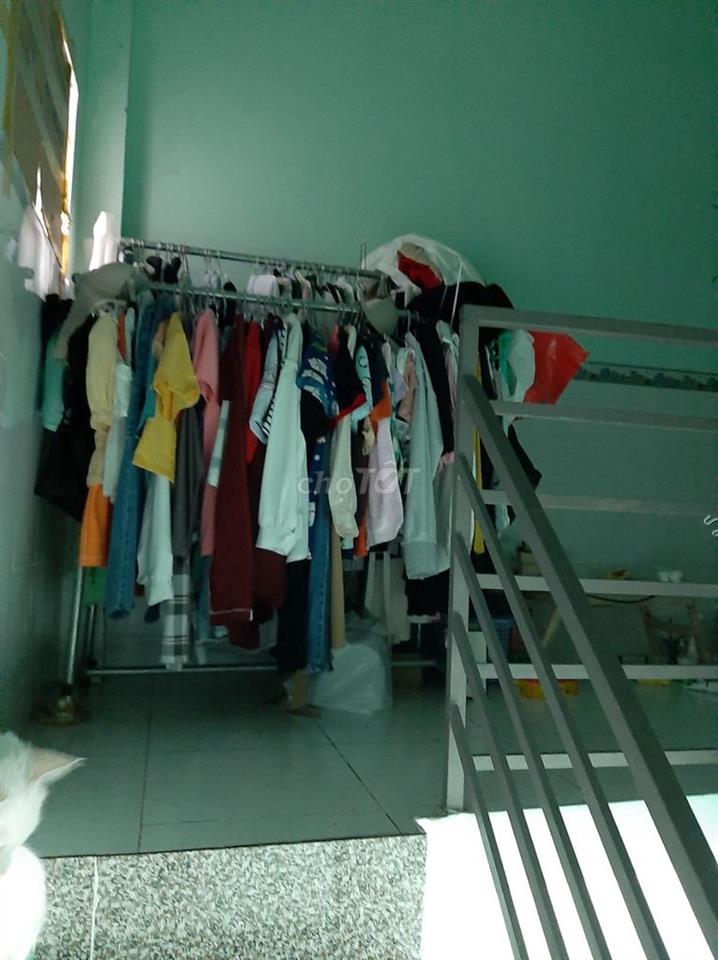 Phòng trọ khép kín, 1 trệt 1 lầu, diện tích sàn 30 m2.