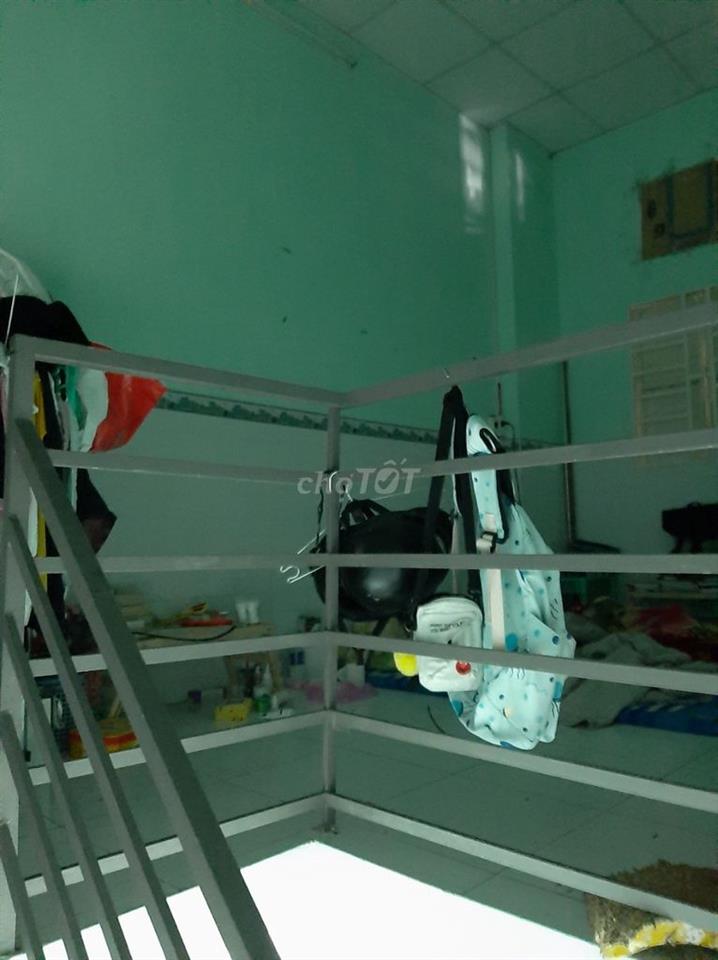 Phòng trọ khép kín, 1 trệt 1 lầu, diện tích sàn 30 m2.