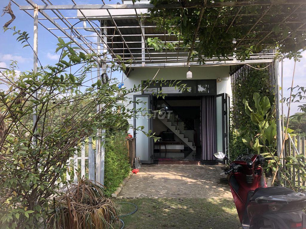 Cần bán nhà mặt đường dh409 vĩnh tân tân uyên bd