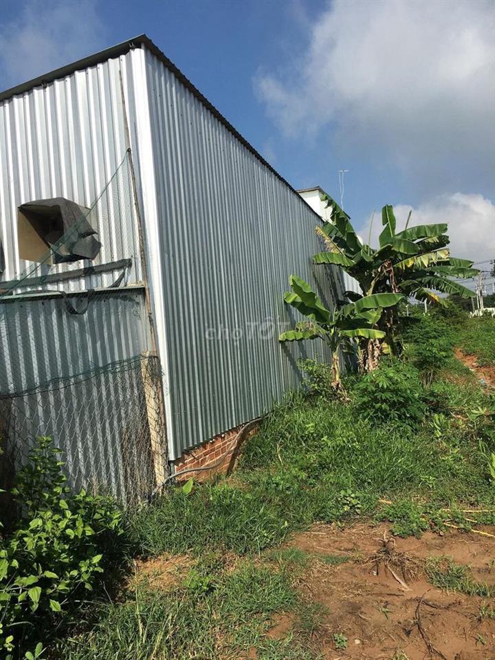 Cần bán nhà mặt đường dh409 vĩnh tân tân uyên bd