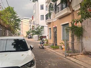 Nhà phố