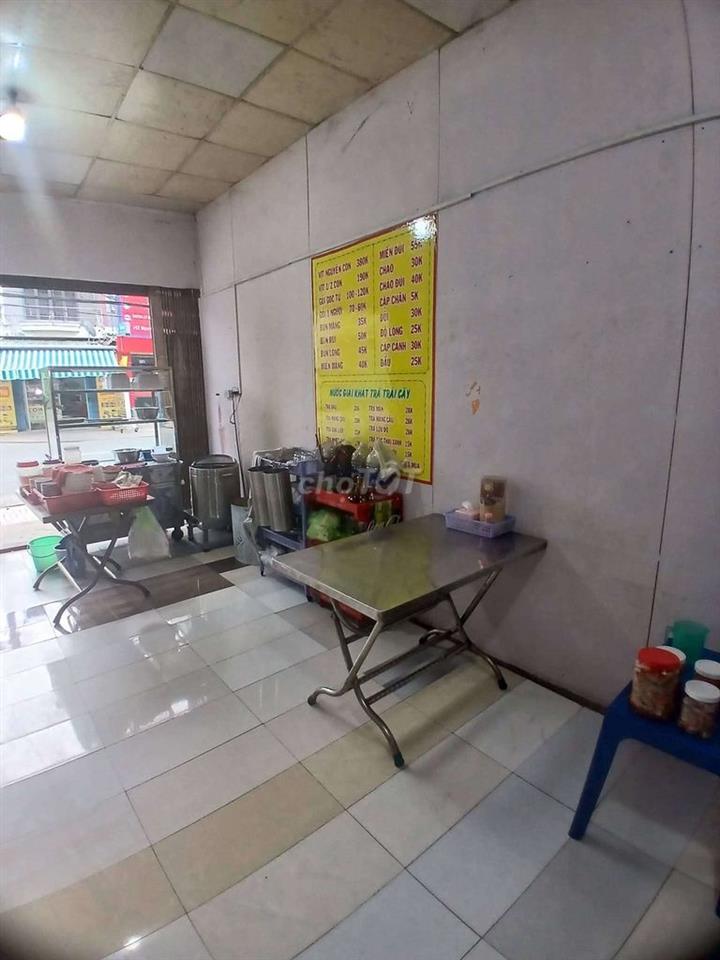 sang mặt bằng 
