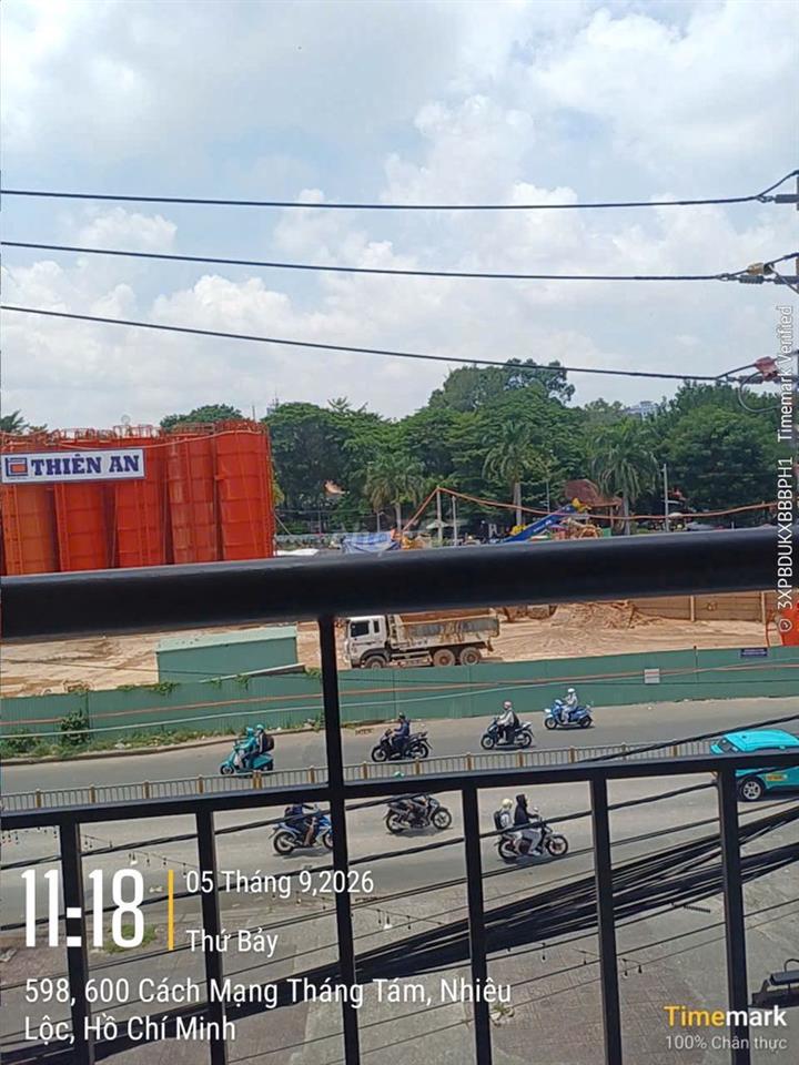 Chung cư 590 CMT8, Quận 3, 65m2, 2pn, 3,3 tỷ, sổ hồng.