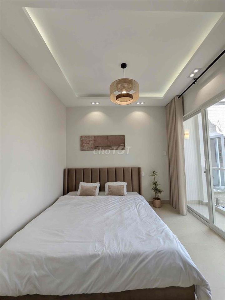 NHÀ PHAN VĂN TRỊ SÁT MẶT TIỀN