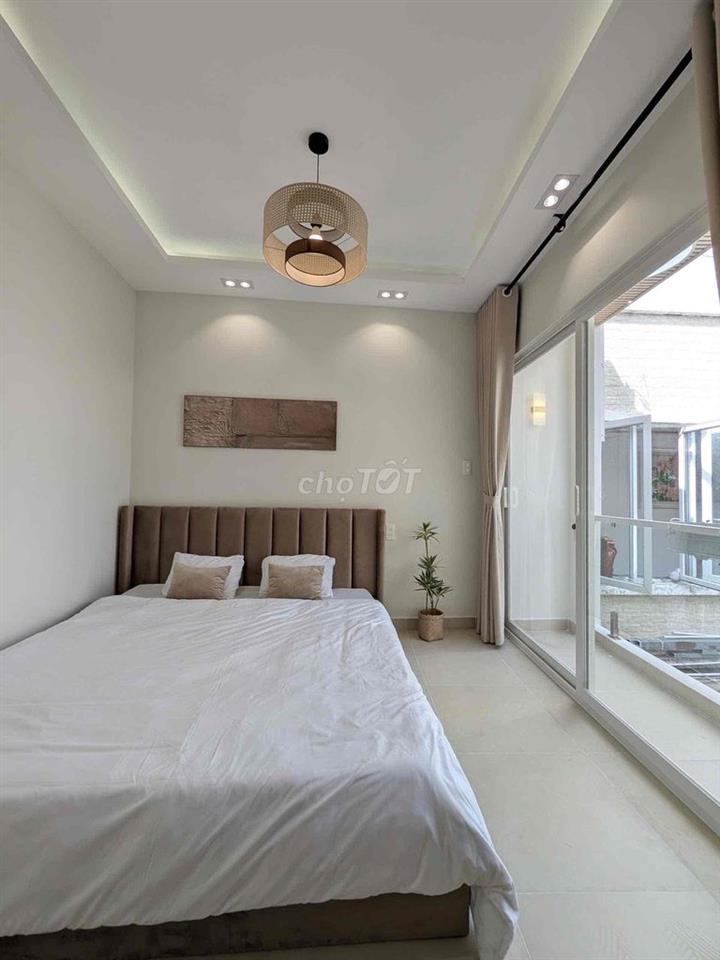 NHÀ PHAN VĂN TRỊ SÁT MẶT TIỀN