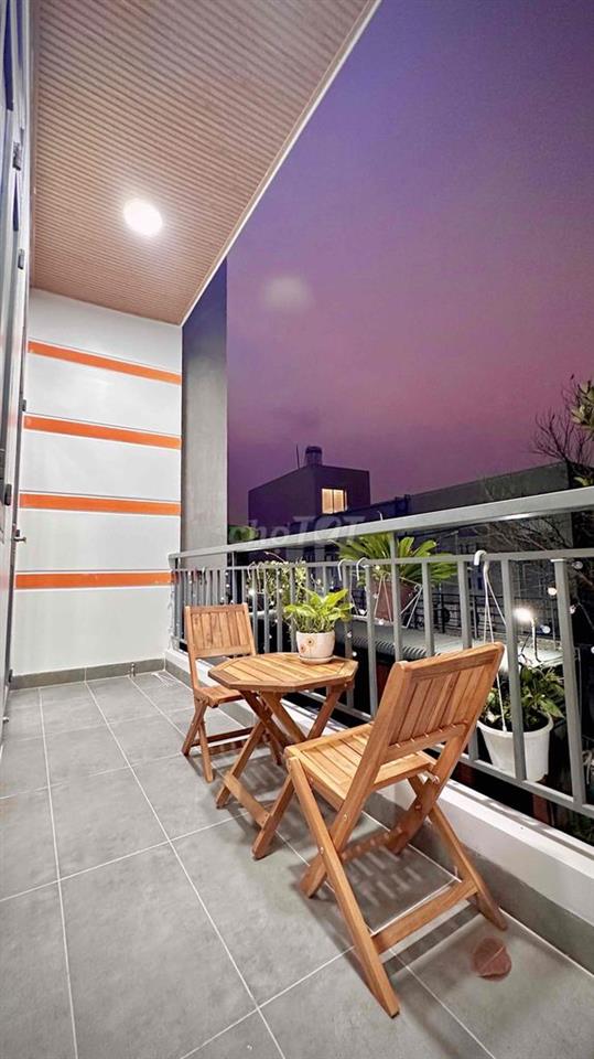 Chuyển công tác cần bán Nhà Quận 9 - Cách Q1 15km - Liền kề VinHome