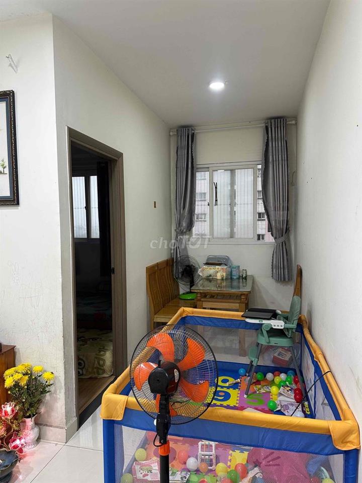 chung cư green tow  2 phòng ngủ cần pass lại cuối tháng 10 nhận phòng