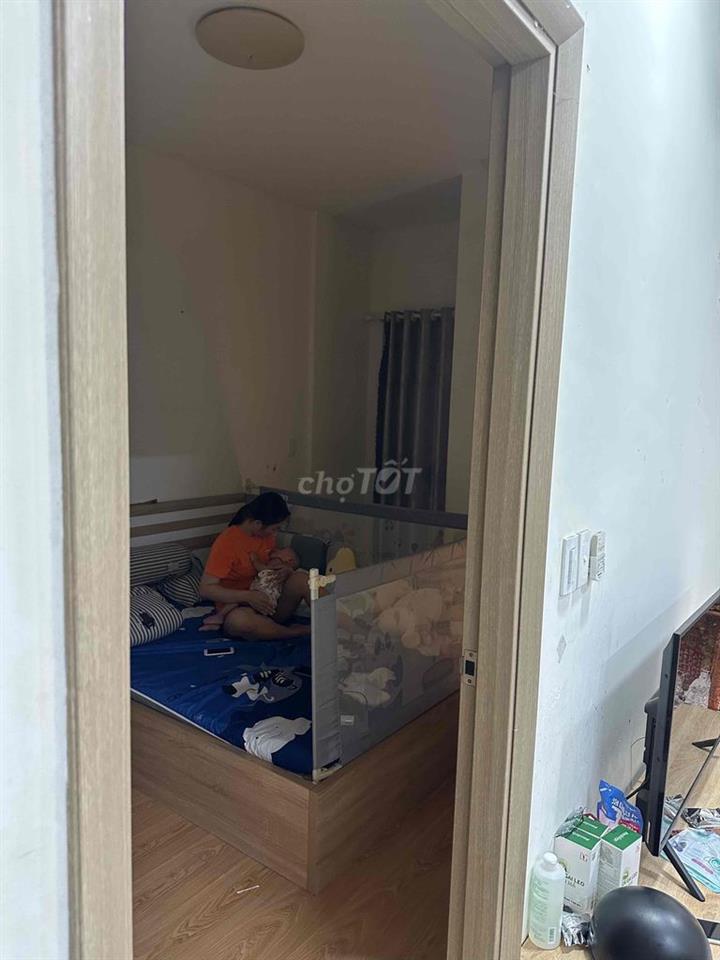 chung cư green tow  2 phòng ngủ cần pass lại cuối tháng 10 nhận phòng