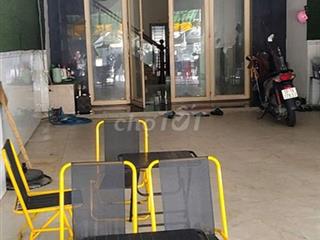 Bán nhà mặt tiền Hóc Môn