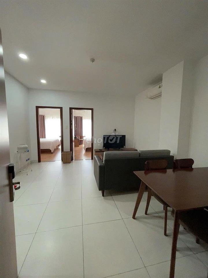 Căn hộ Ruby Garden  căn góc- ban công, 2p ngủ, rộng 87m2, 10,5tr/th