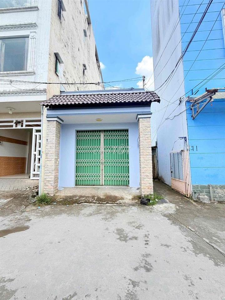 NHÀ MẶT TIỀN KDC 30 CÁCH NGUYỄN VĂN LINH 50m ĐỐI DIỆN SIÊU THỊ MEG