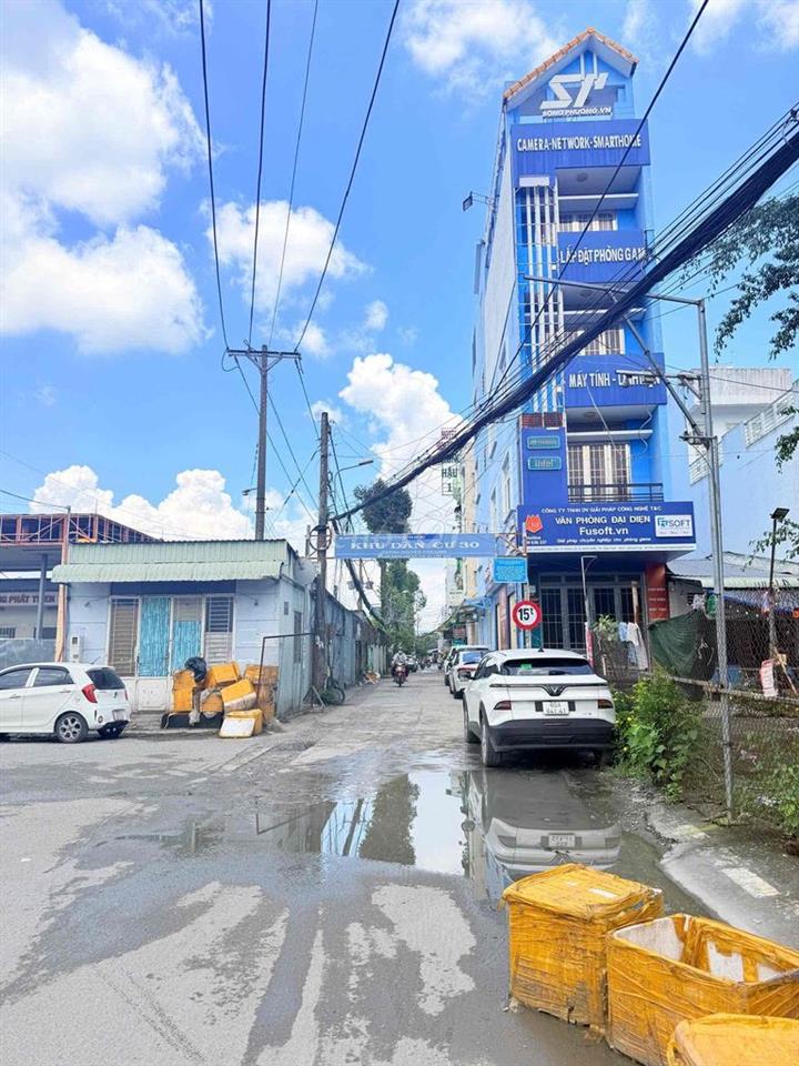 NHÀ MẶT TIỀN KDC 30 CÁCH NGUYỄN VĂN LINH 50m ĐỐI DIỆN SIÊU THỊ MEG