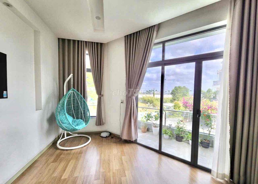Cho Thuê Nhà 1 Trệt 3 Lầu Góc 2 Mặt Tiền KDC Hồng Loan