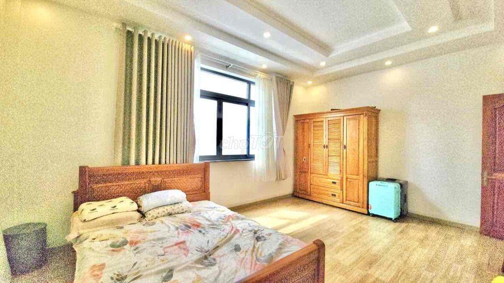 Cho Thuê Nhà 1 Trệt 3 Lầu Góc 2 Mặt Tiền KDC Hồng Loan