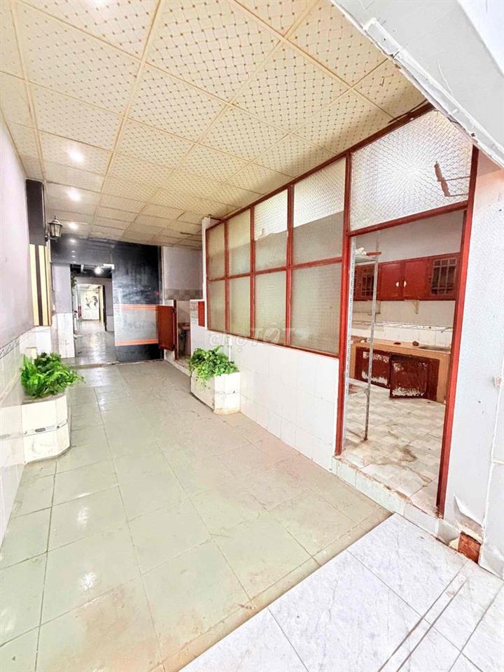Mặt Tiền Đường 3/2 Đối Diện Hẻm 51 Gần Trần Ngọc Quế